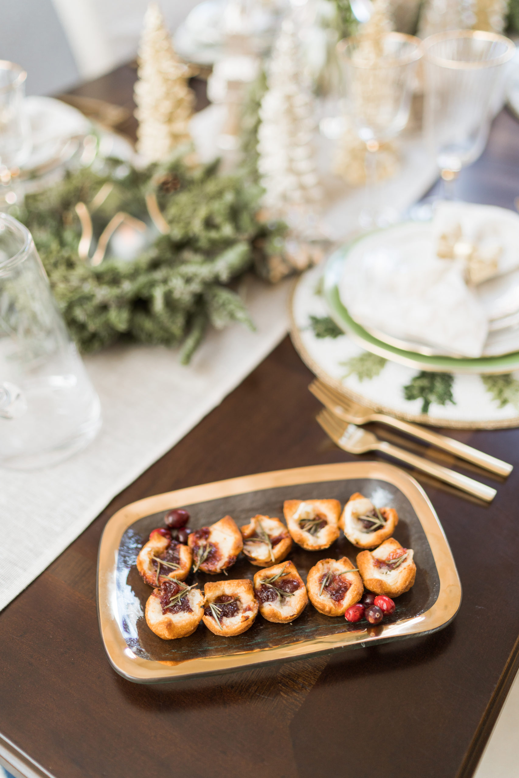 Gold Christmas tablescape