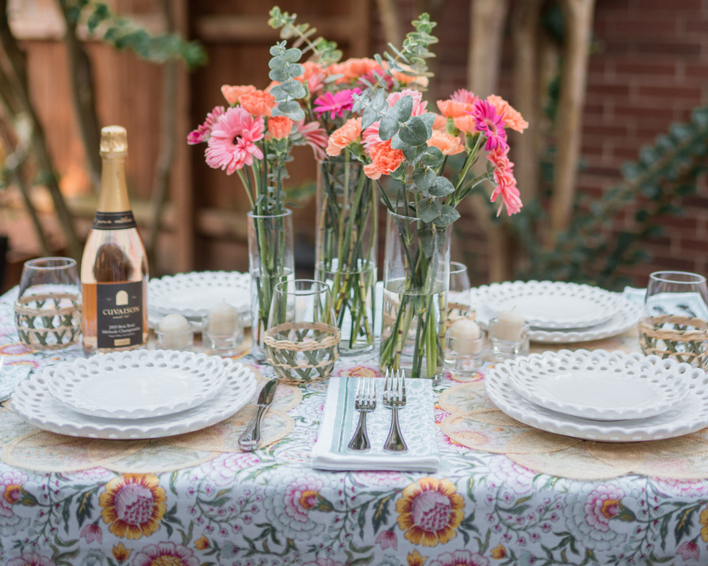 Ideas for floral arrangements or centerpieces for an outdoor table in the summer, easy Trader Joe's flower arrangements | Adored by Alex